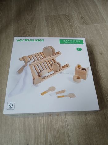 Jouet égouttoir vertbaudet neuf en bois