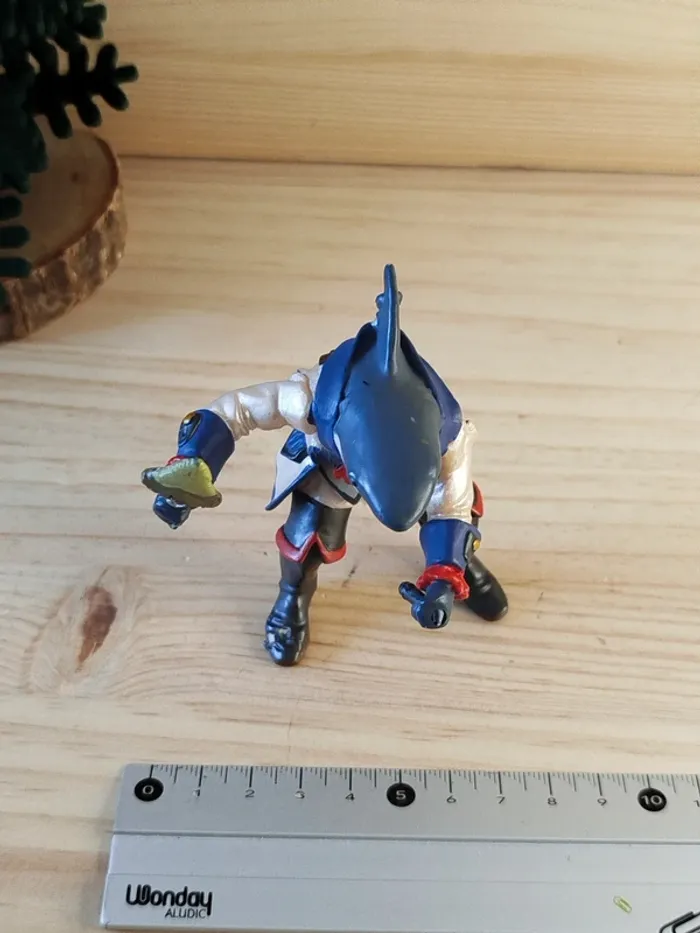 PAPO homme Mutant requin Figurine personnage imaginaire - photo numéro 4