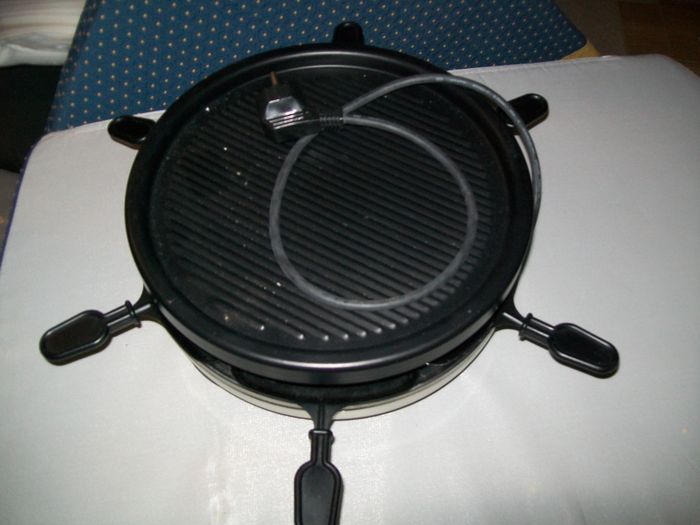 service à raclette 6 personnes