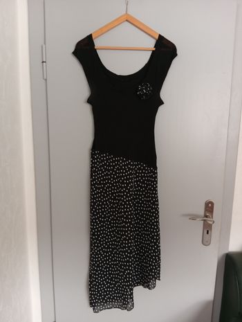 Robe noire t38/40