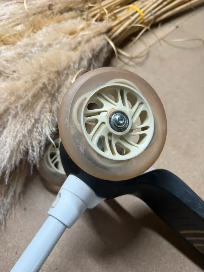 Trottinette enfant 2 ans - photo numéro 5