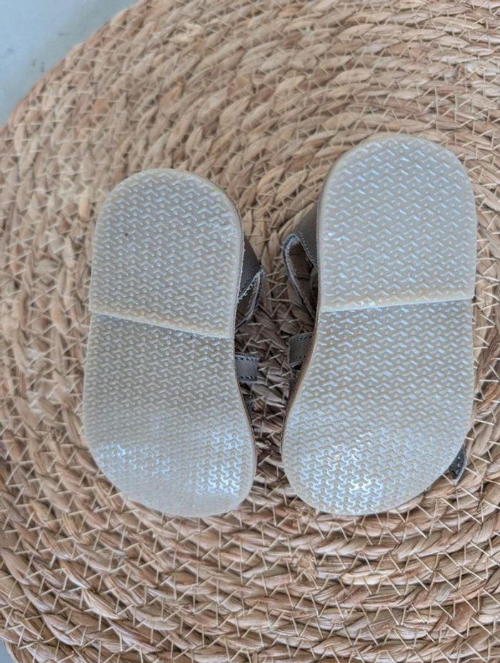 Chaussures garçon T. 18 neuves Du Pareil au Même - photo numéro 3