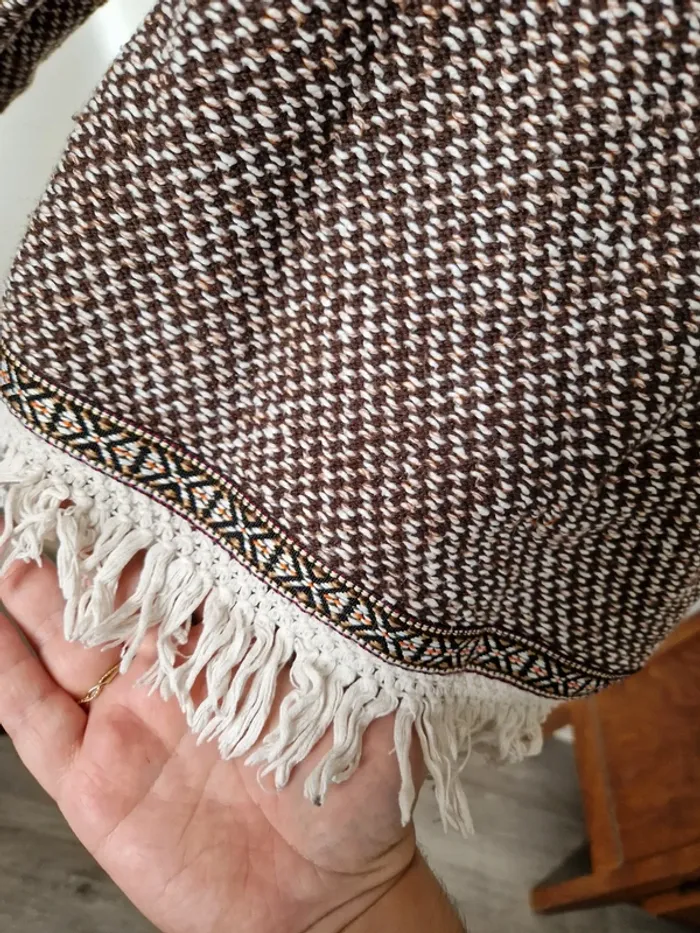 Pull a frange kiabi taille 46 - photo numéro 3