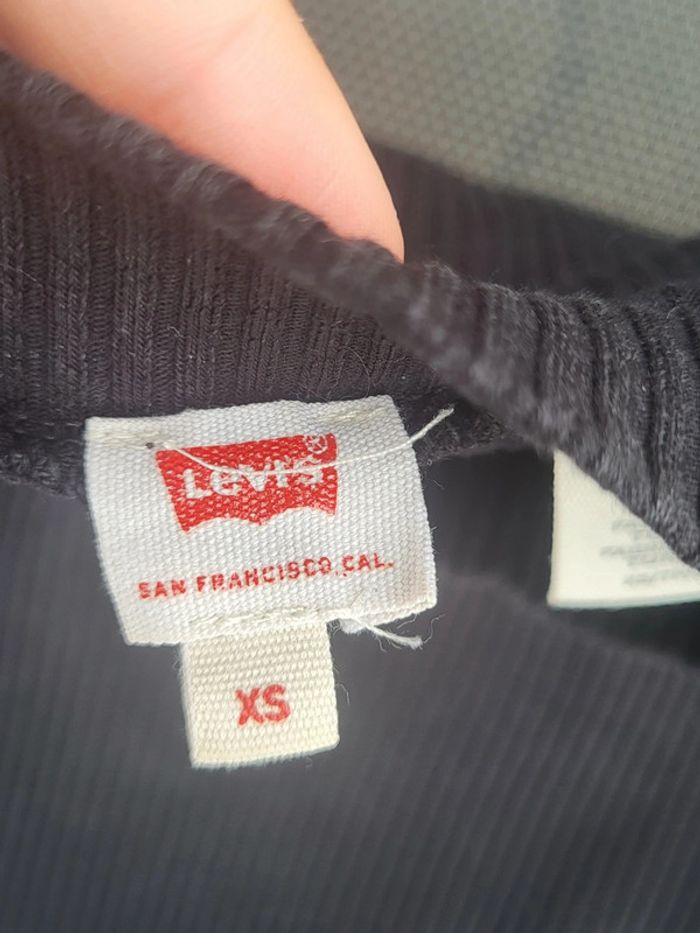 Superbe t shirt Levi's - photo numéro 3