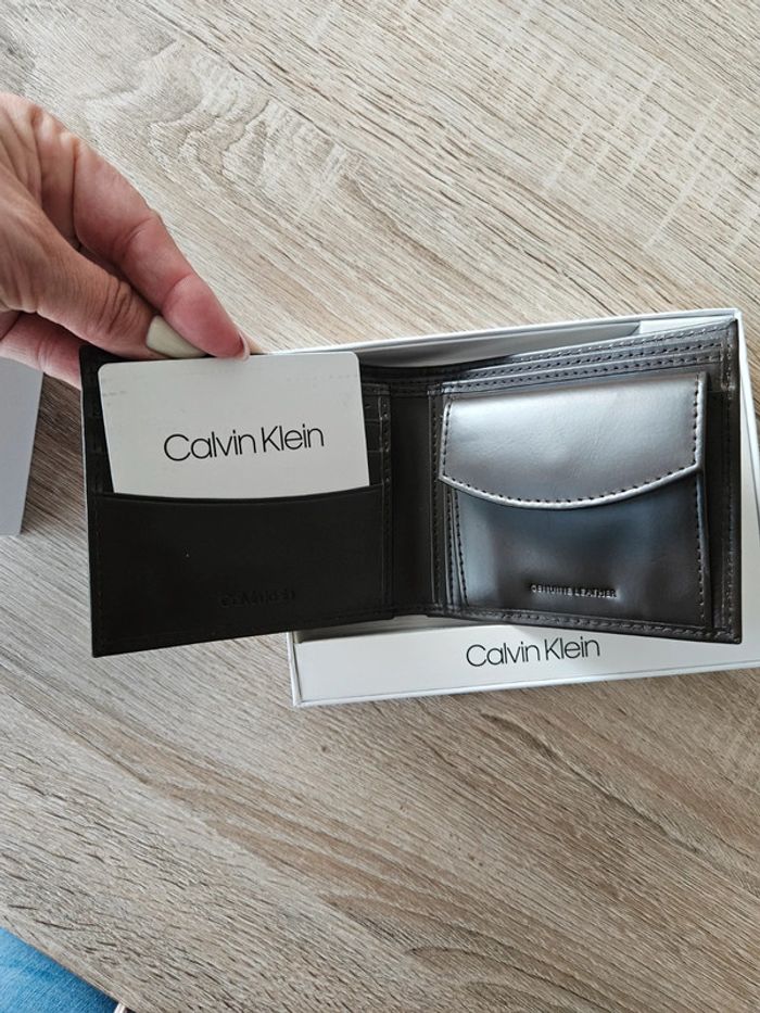 Portefeuille Calvin Klein - photo numéro 5