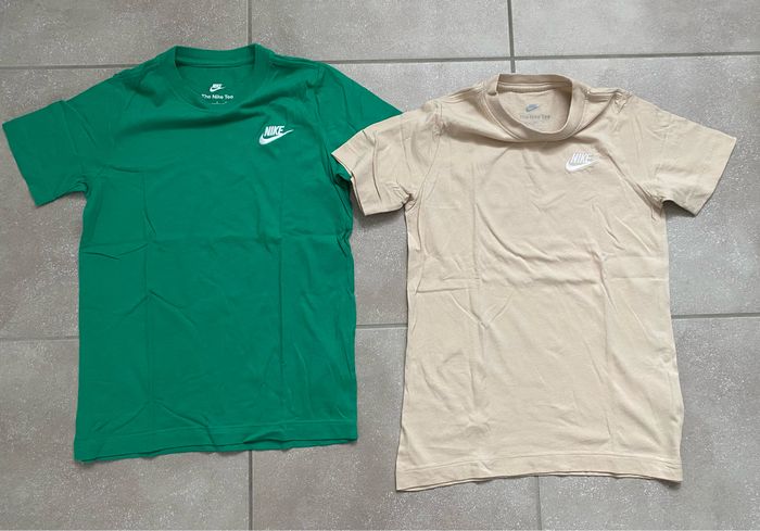 Lot NIKE garçon 8/10 ans (taille S): shorts & t-shirts - photo numéro 5