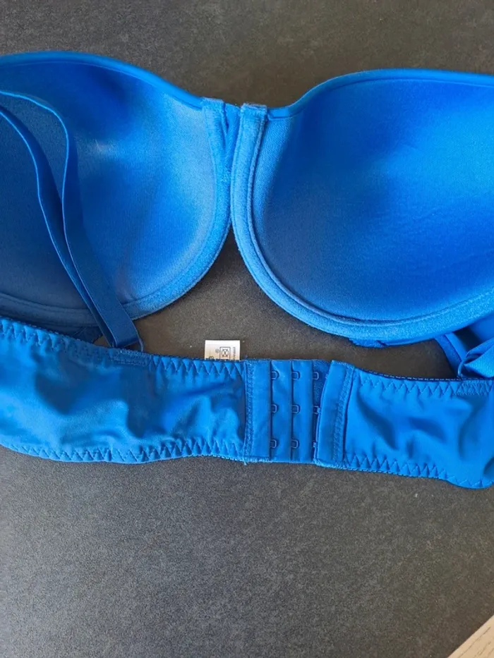 Soutien-gorge 100c - photo numéro 3