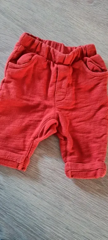 Pantalon façon jogging 1mois