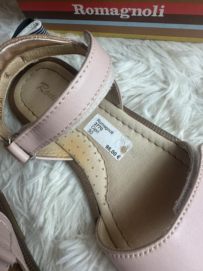 Paire de sandales rose Romagnoli taille 30 - photo numéro 3