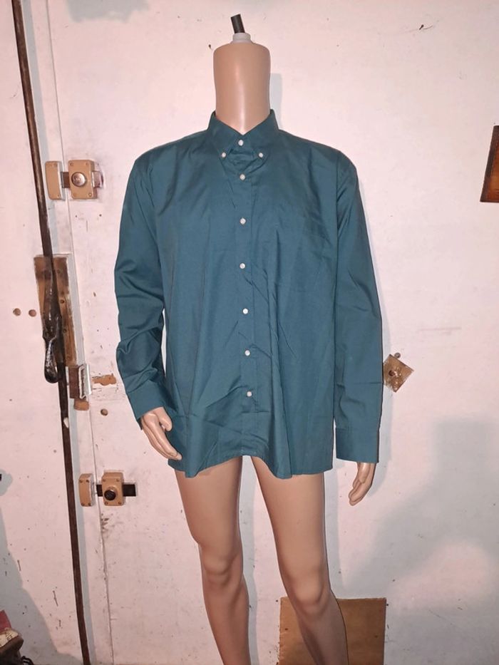 Chemise homme taille 43-44 - photo numéro 2