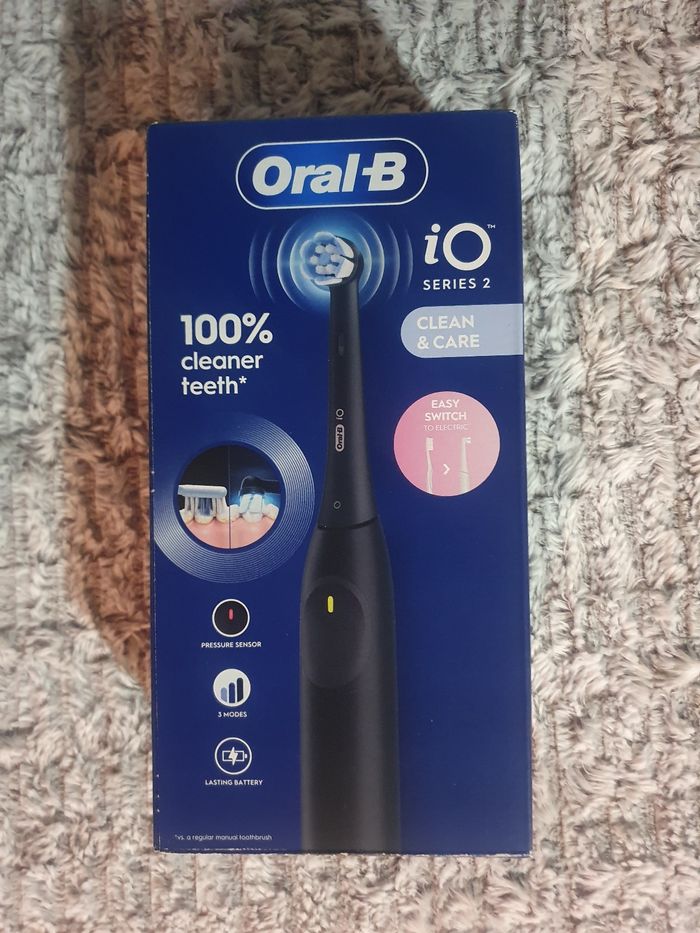 Oral b io série 2