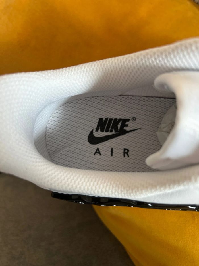 Baskets Air Force blanche - photo numéro 4
