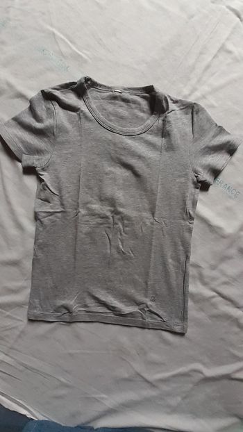 Tee-shirt gris clair col rond