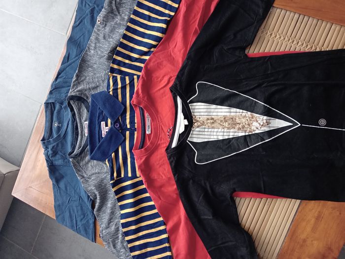 Lot de 5 t-shirts à manches longues 5 ans