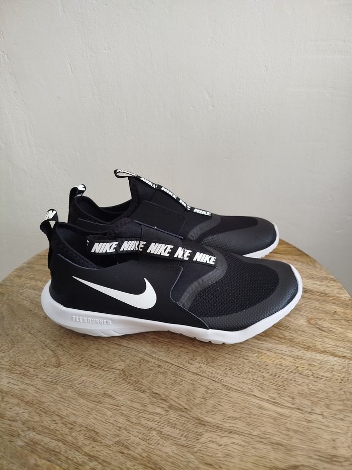 Baskets Nike T38 - photo numéro 4
