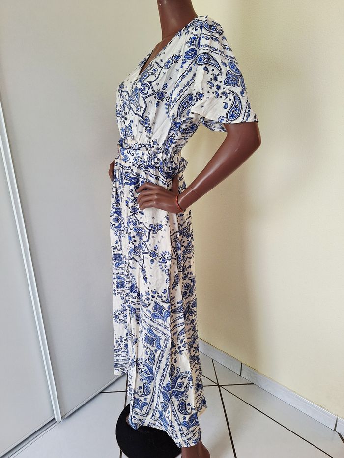 Robe longue taille M/L marque In April 1986 - photo numéro 4