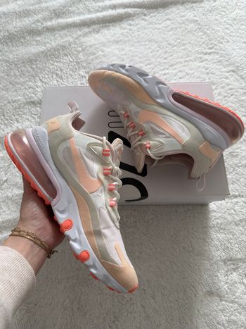 Nike Air Max 270 React - Rose Pêche Crème