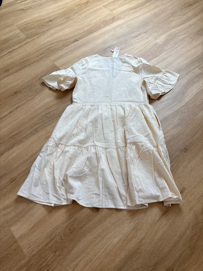 Robe de cérémonie en lin - photo numéro 2