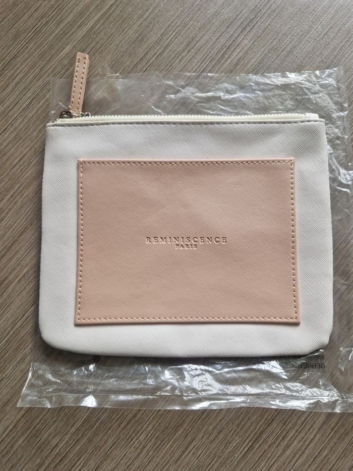 Pochette réminiscence