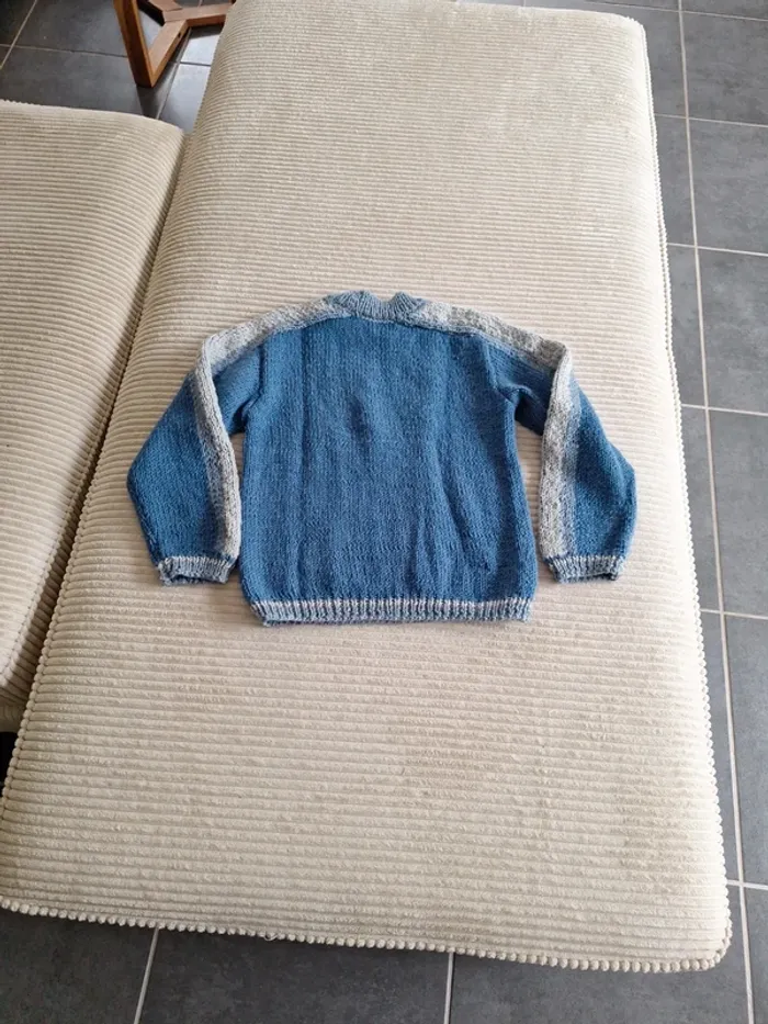 Pull en laine fait main - photo numéro 5