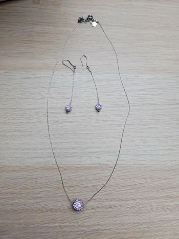 Ensemble collier boucles d'oreilles