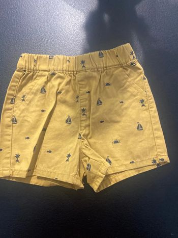 Short 12 mois