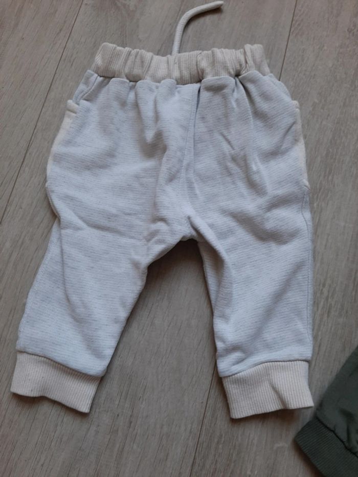 Lot 2 pantalons 6mois - photo numéro 2