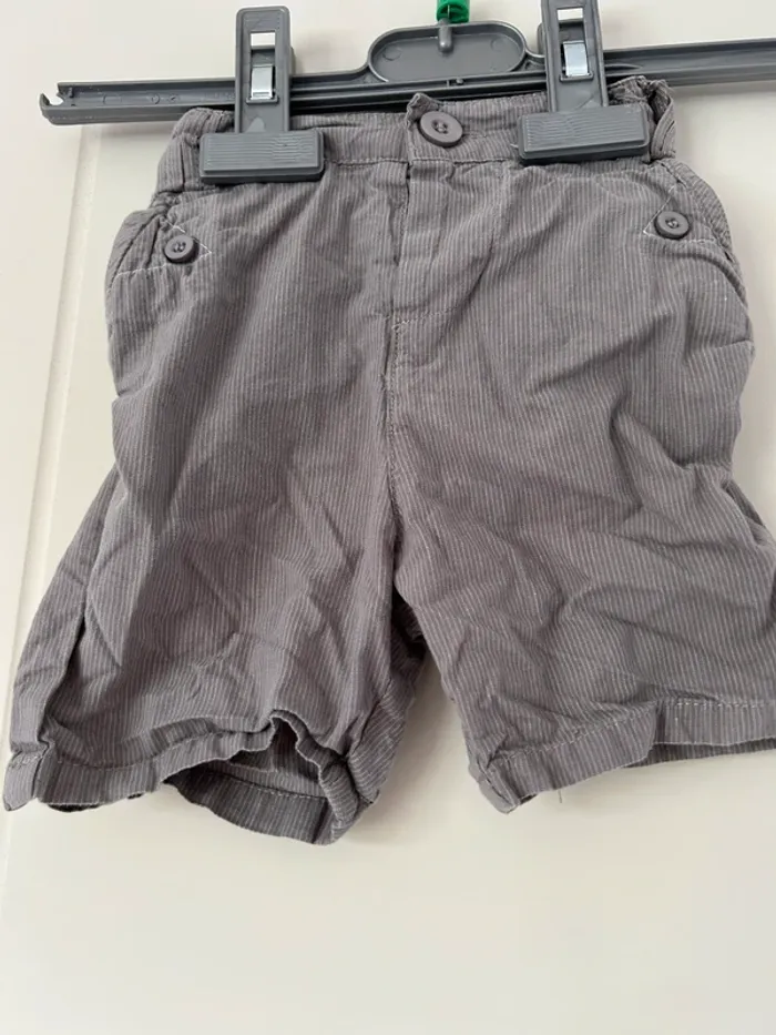 Pantalon tres léger 6 mois