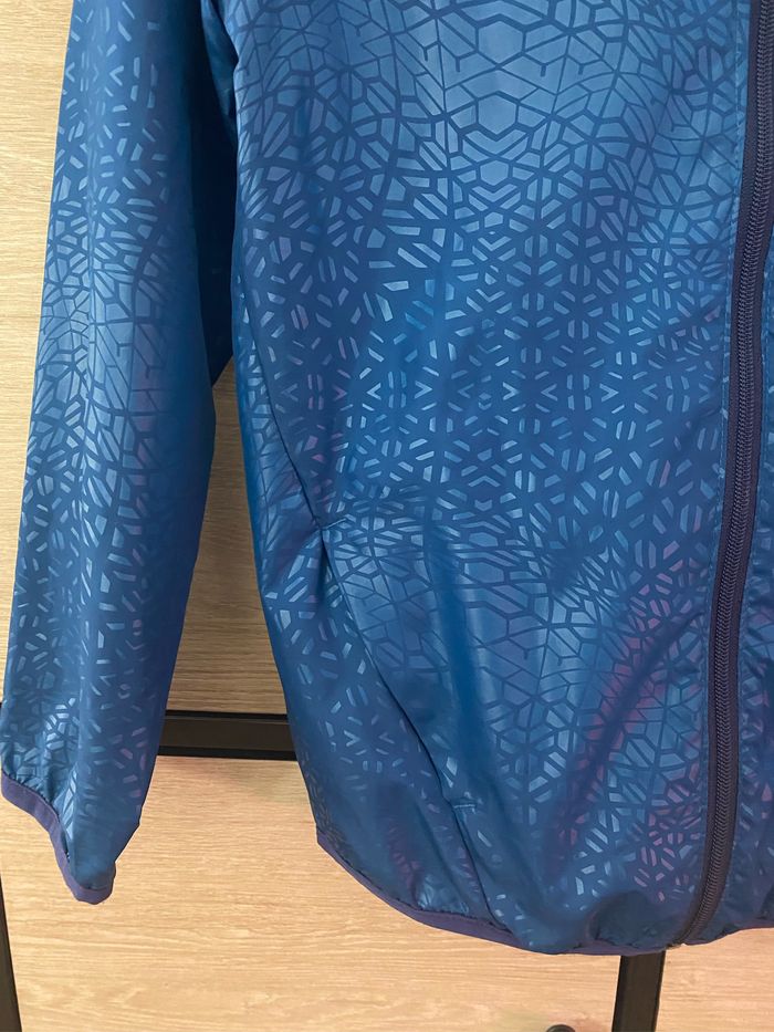 Veste imperméable et coupe vent Kalenji  Taille 8-9 ans - photo numéro 3
