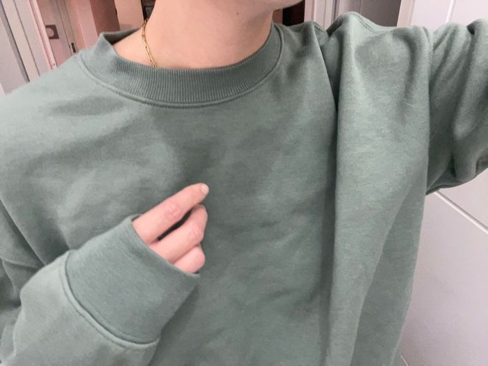 Sweat vert / kaki Primark - photo numéro 2