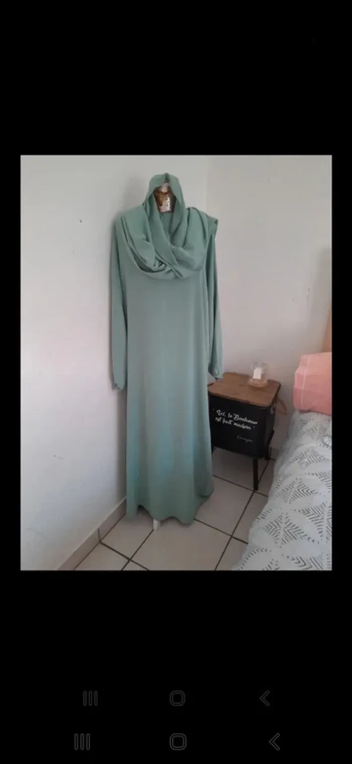 Djellaba avec foulard - photo numéro 2
