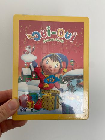 DVD + puzzle oui oui