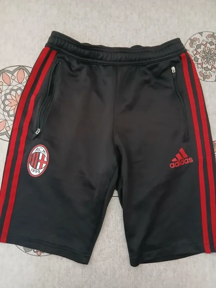 short Adidas