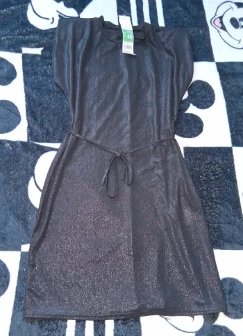 Robe neuve T40