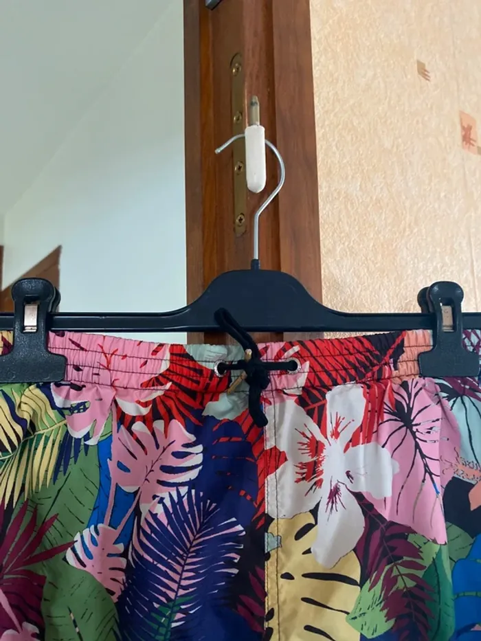 Short de bain homme tropical Zara Taille M 🌺🩳 - photo numéro 4