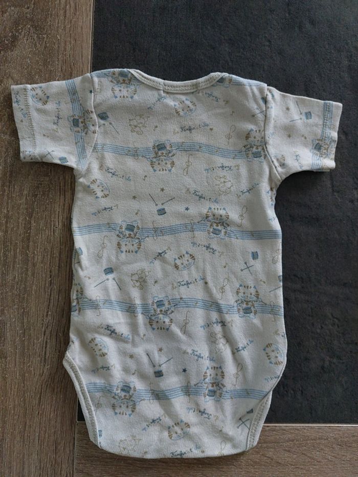 Lot de 2 bodies manches courtes 👦 Petit Béguin 💯% coton 6mois - photo numéro 6