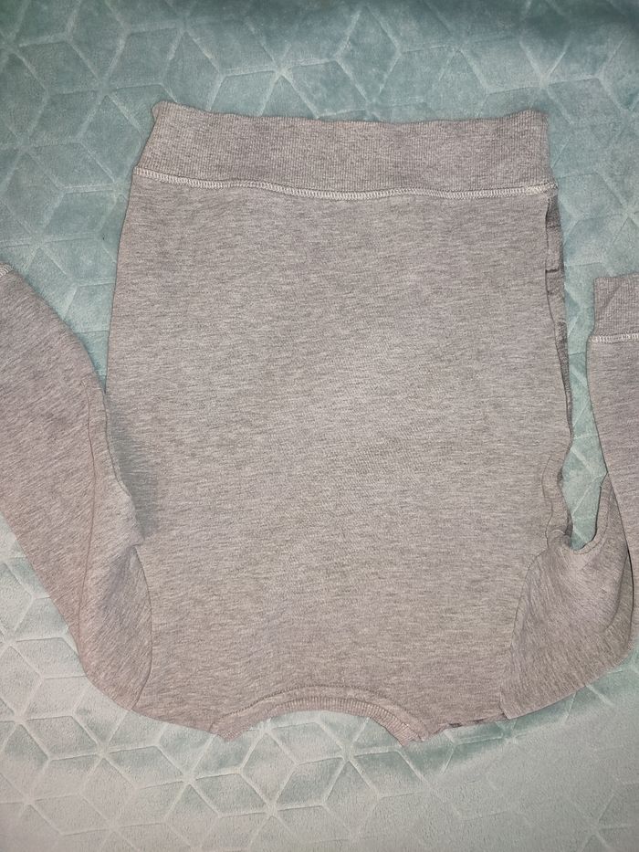 Pull gris - photo numéro 4