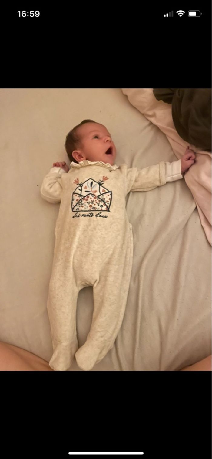 Pyjama fleuri