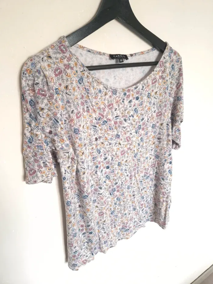 T-shirt Caroll taille 44 - photo numéro 1