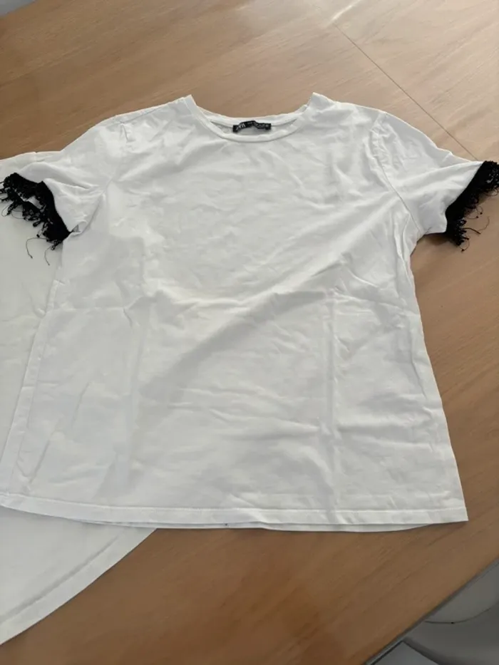 Lot de 2 tee-shirts Zara - photo numéro 2