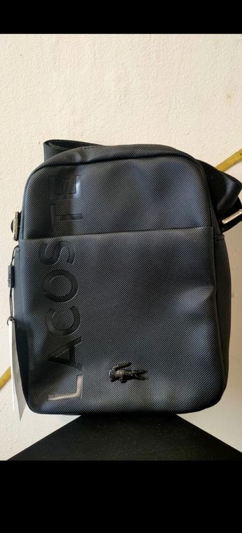 Sac Lacoste