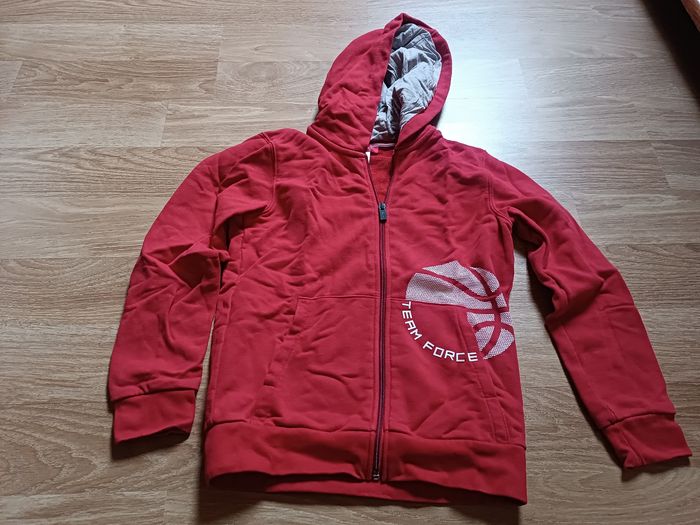 Sweat zippé à capuche rouge, Okaïdi, 10 ans