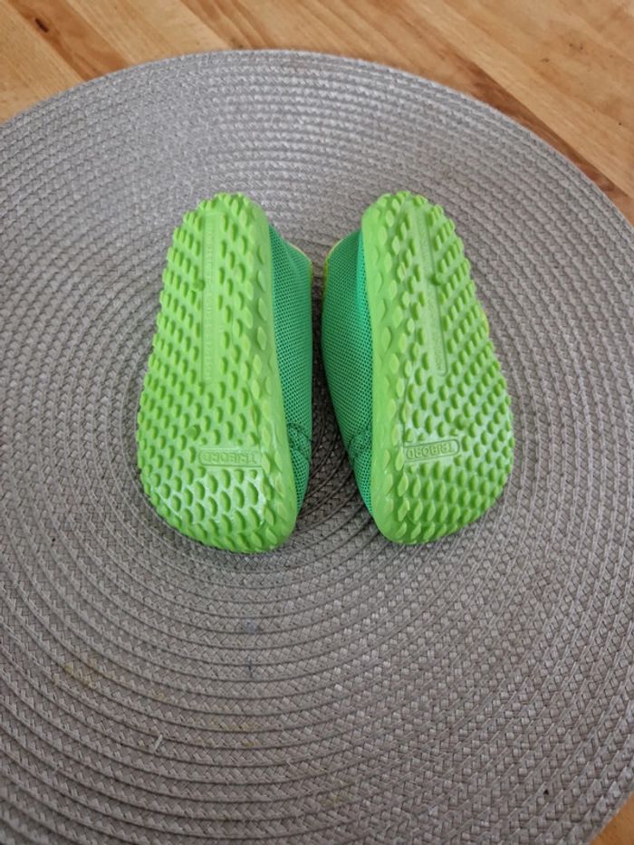 Chaussures de piscine Decathlon - photo numéro 2