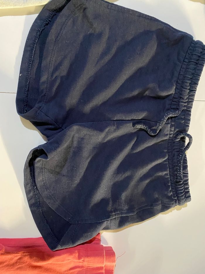 Lot de 4 vêtements taille 10 ans - photo numéro 3