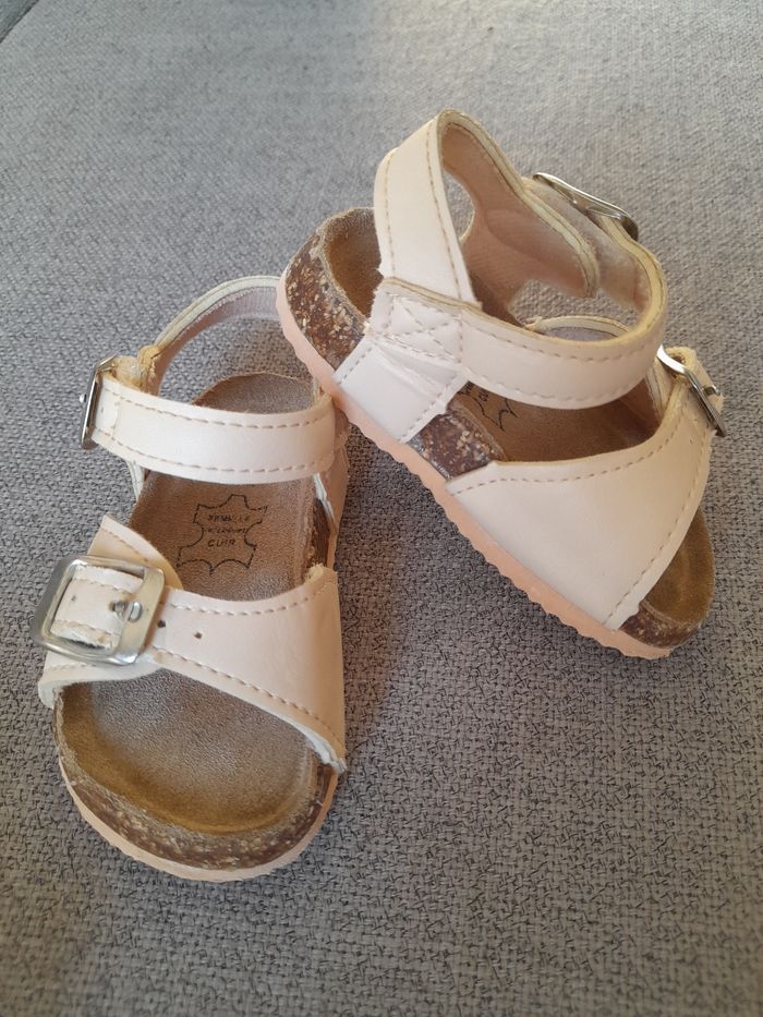 Sandalles fille p.19 - photo numéro 2