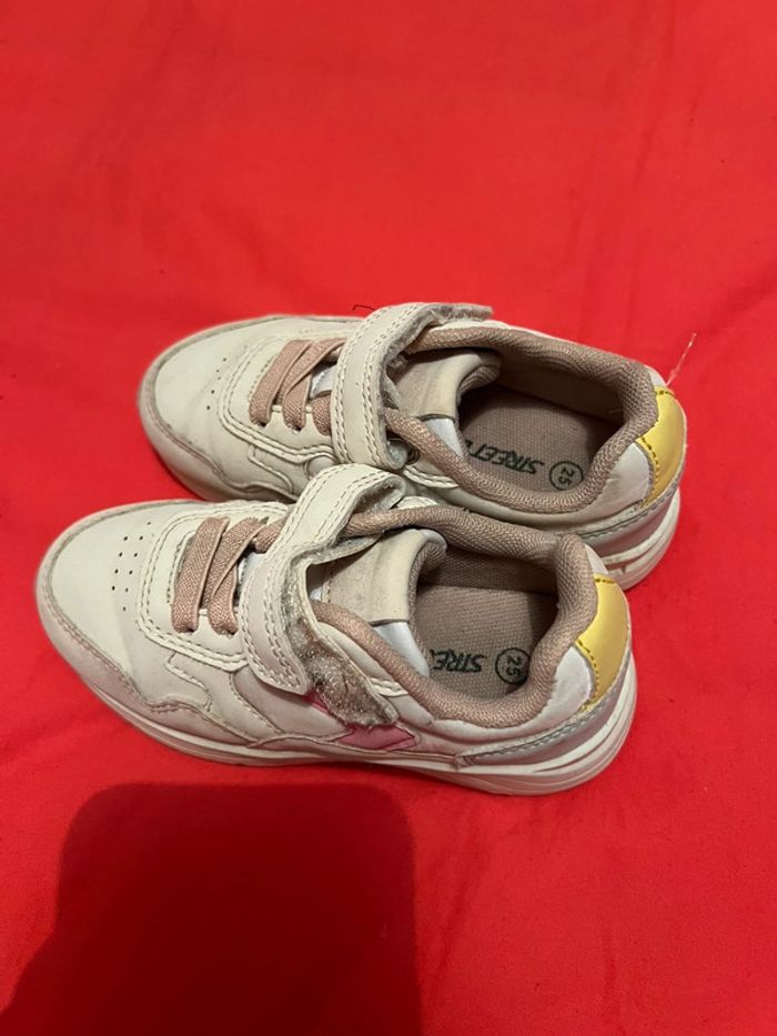 Paire de baskets fille pointure 25 marque Street Life bon état - photo numéro 6