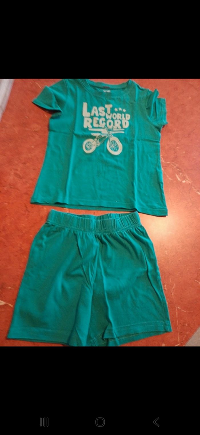 Pyjashort garçon taille 4 ans - photo numéro 2
