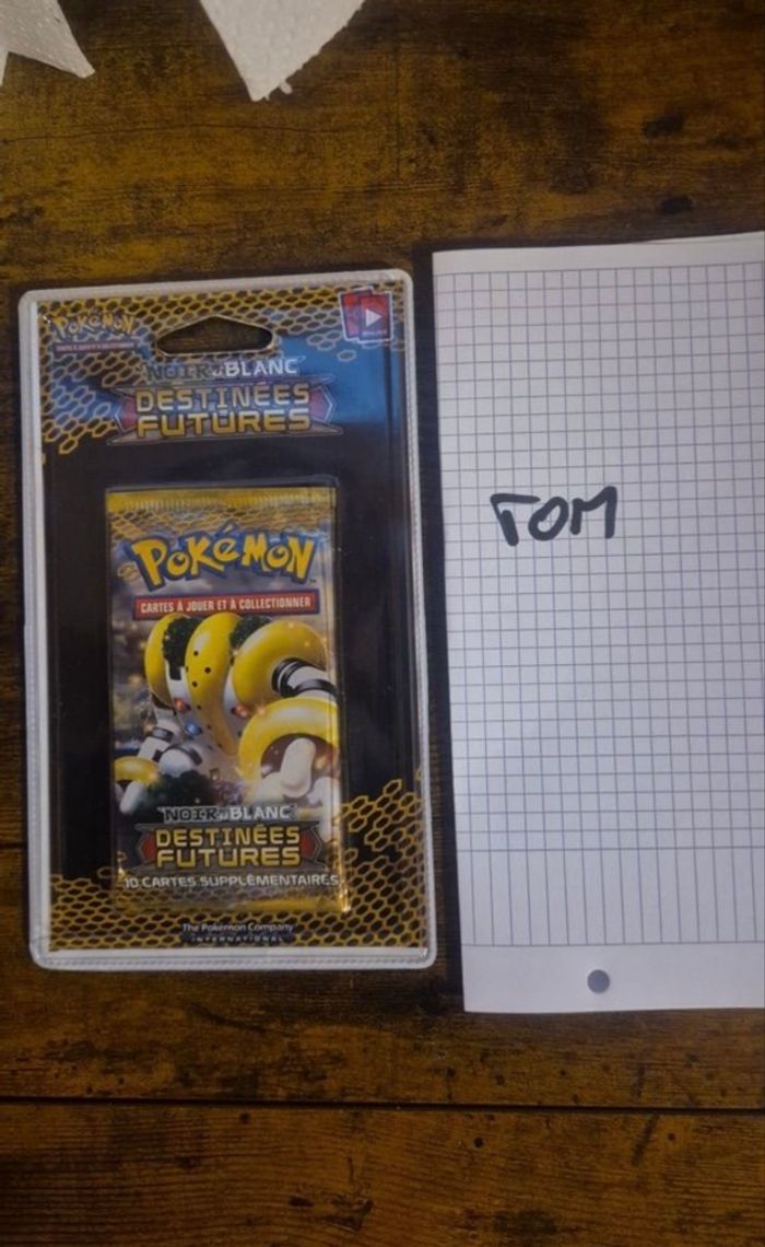 Blister noir et blanc destinées futures