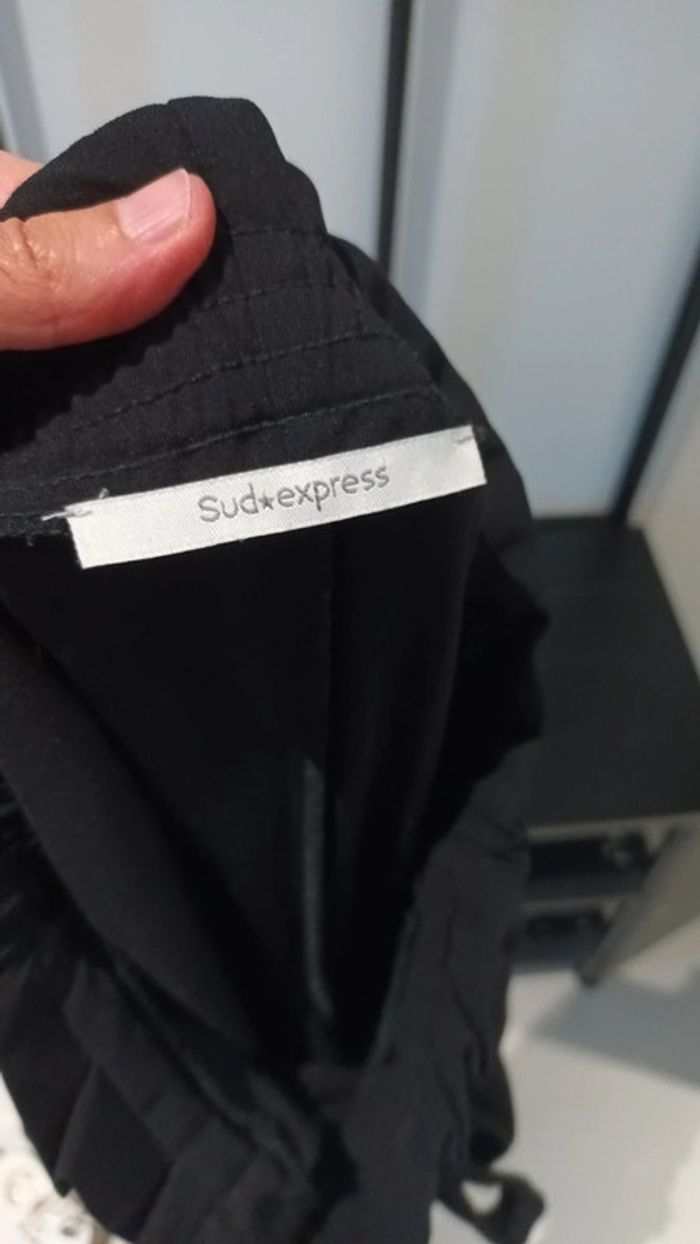 Sublime pantalon noir pour femme t 36 de sud express.  Comme neuf - photo numéro 6
