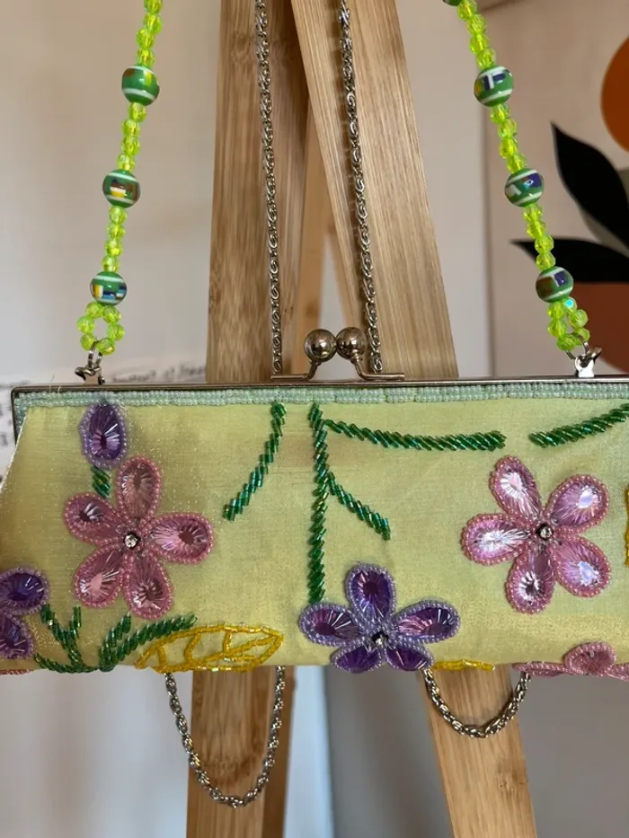 Petit sac bourse en tissu décoré de perles de rocaille très bon état [ref 2508SM151] - photo numéro 2